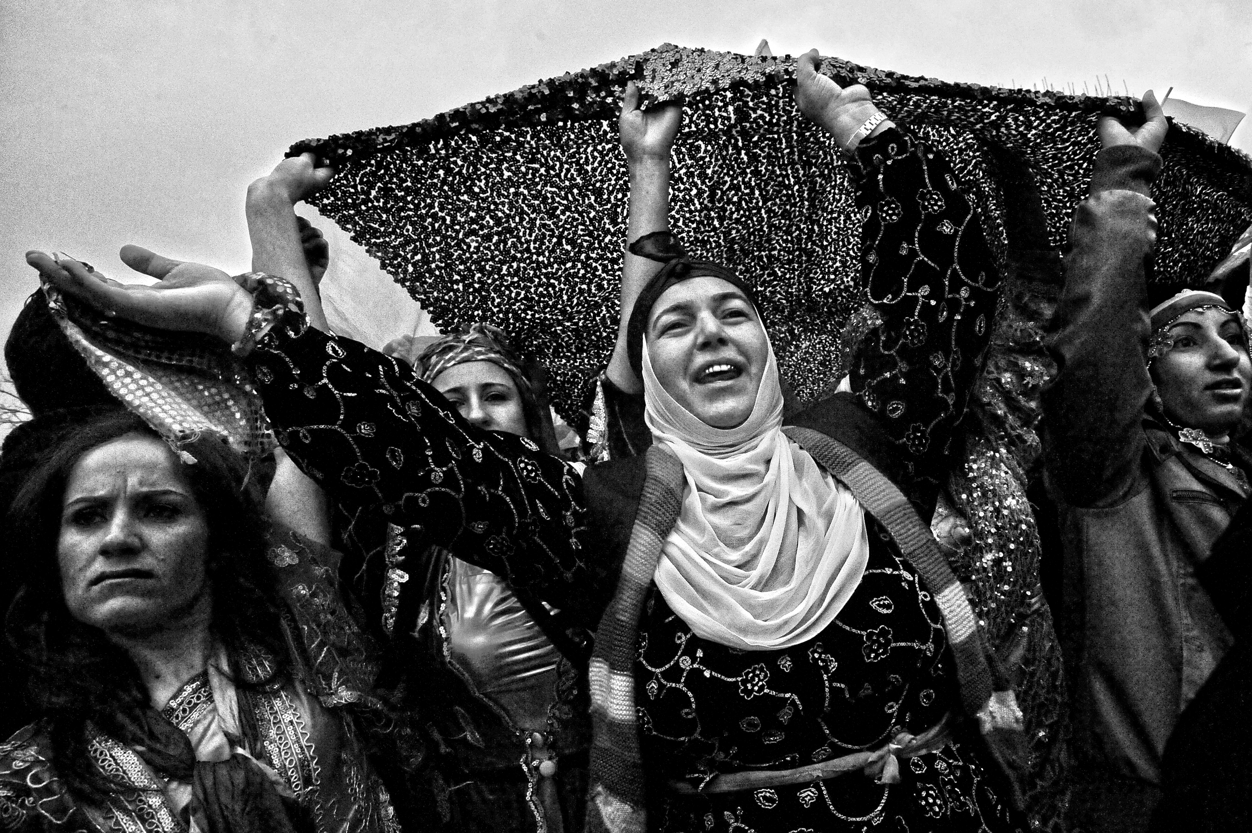 Newroz/lensler konuşabilseydi